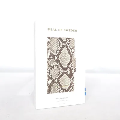 Mobilskal (ATELIER WALLET FOR IPHONE 11/XR ETERNAL SNAKE) från iDeal of Sweden