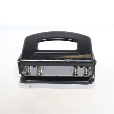Hole puncher from Actual