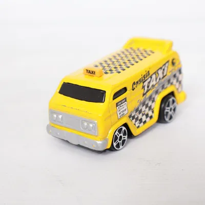 Leksaksbil (Vantasy) från Maisto