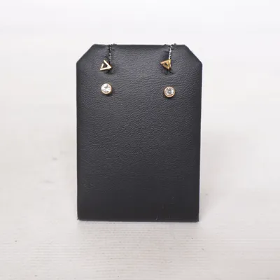 Örhängen (Guldfärgad) Okänd metall