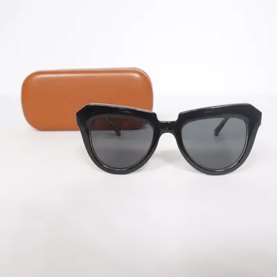 Solglasögon (Svart) från Komono