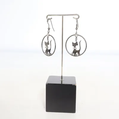 Earrings (Black) Unknown metal