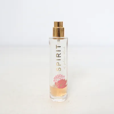 Eau de Parfum (Of Golden Blush) från Spirit