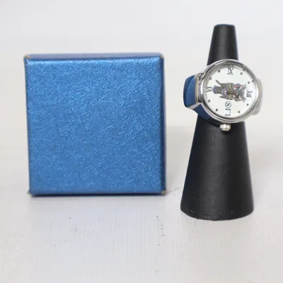 Ring (Silverfärgad, Vit) från Strada Okänd metall