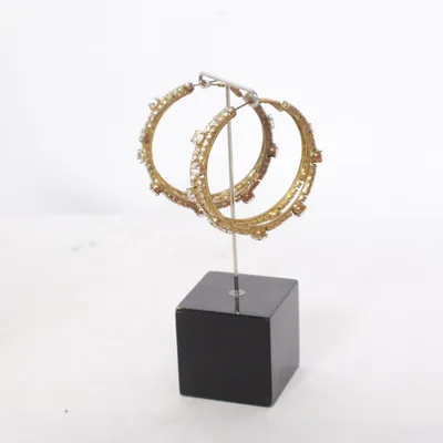 Örhängen (Guldfärgad) Okänd metall