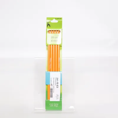 Stickor (Orange) från Knitting Room