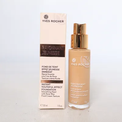 Foundation (Rayonnant Jeunesse) von Yves Rocher