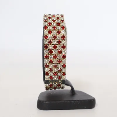 Armbånd (Rød, Sølv, Flerfarvet) fra Snö of Sweden Ukendt metal