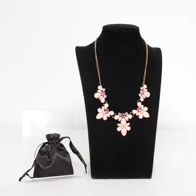 Ketting (Goud) Onbekend materiaal