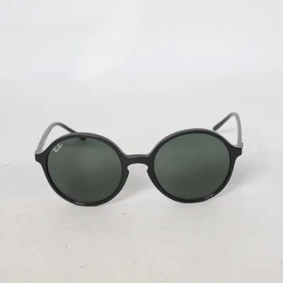 Solbriller (RB 4304) fra Ray-Ban