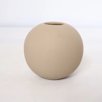 Vase (Ball) from Cooee Design