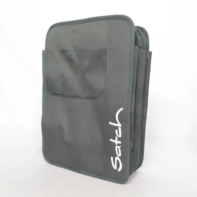 Garderobsinredning (Grå) från Satch