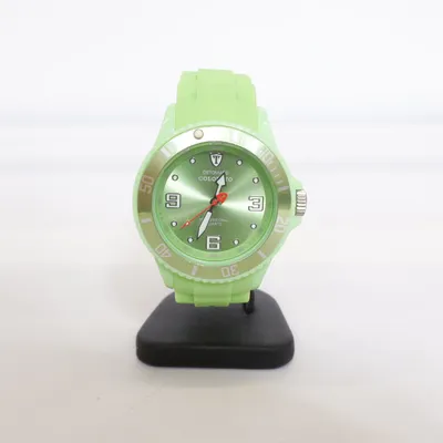 Wristwatch (Green) from Detomaso