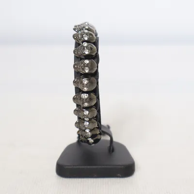 Bracelet (Noir) Métal inconnu