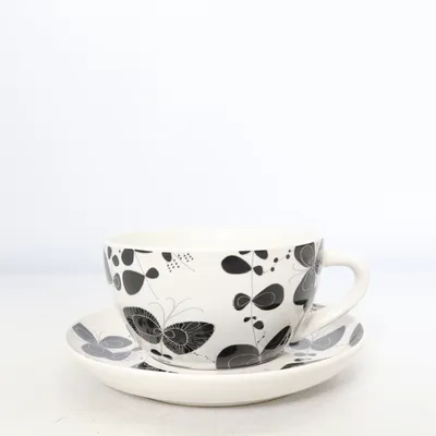 Cup (White, Black) from Mique