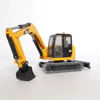 Leksak (Gul, Svart, Grå) från Bruder