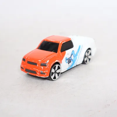 Speelgoed auto (Rood, Wit, Blauw) van Maisto