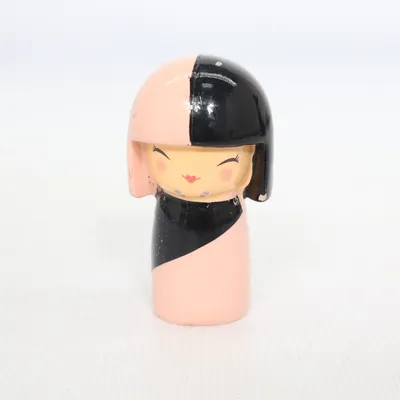 Kokeshi (Pink, Sort) fra Skincity
