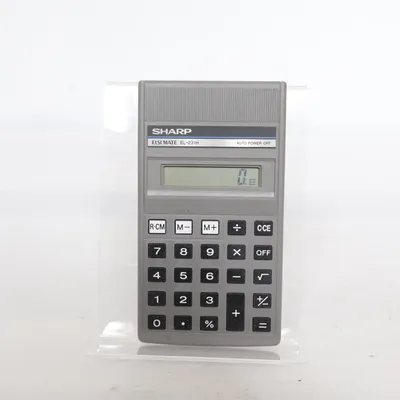 Rekenmachine van Sharp