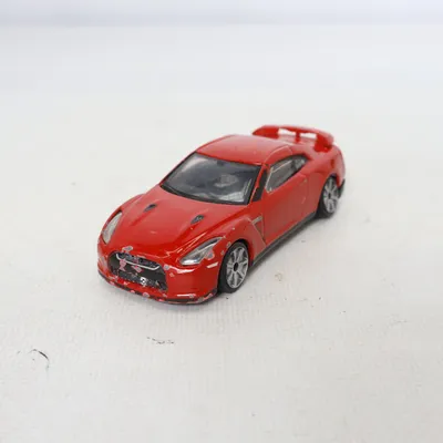 Voiture jouet (2009 Nissan Gt-R) de Burago