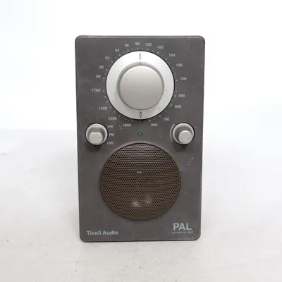 Radio (PAL) från Tivoli Audio