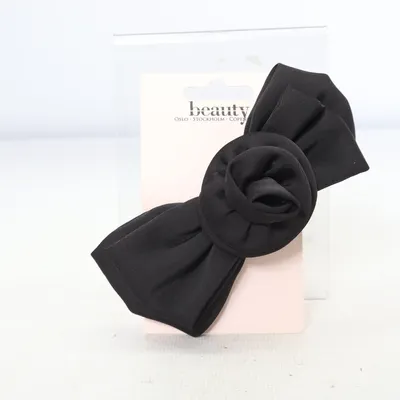 Hairclip (Black) from Beauty