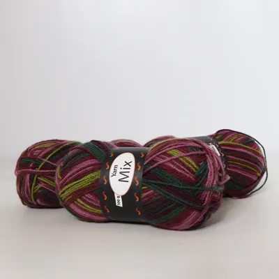 Garn (Yarn Mix) från Yarn Akryl