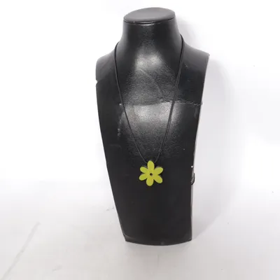 Halsband (Grön, Svart) Okänd metall