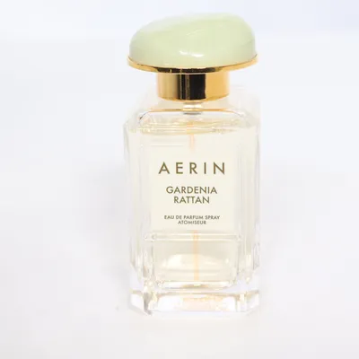 Eau de Parfum (Gardenia Rattan) de Aerin