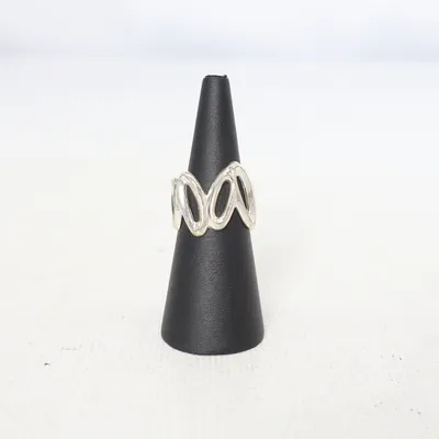 Ring (Silverfärgad) Okänd metall