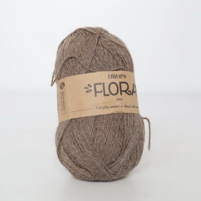 Yarn (Flora) from Drops Alpaca wool