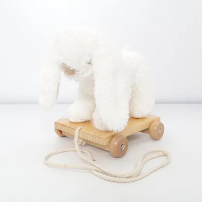 Pull toy (White) from Stoy Polyester