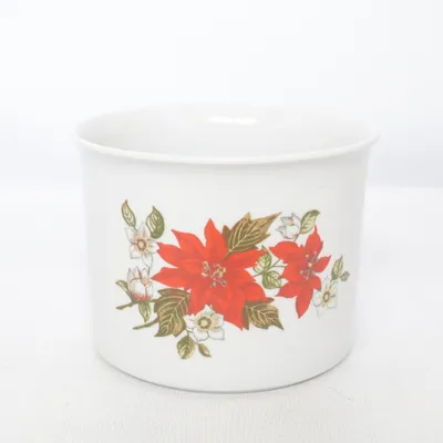 Pot (Hungary Pecs blomkruka, motiv julblomma) from Zsolnay