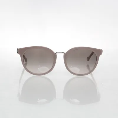 Solglasögon (Grå) från Carolina Herrera