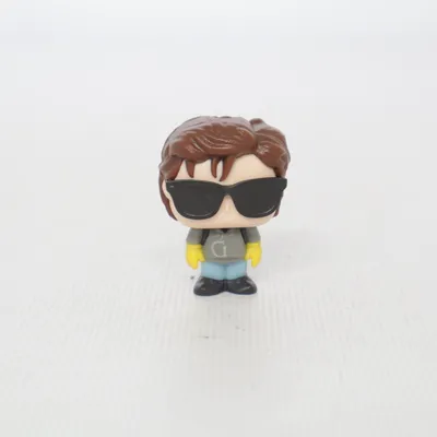 Action figure (Gray, Blue, Yellow) from Funko