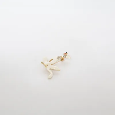 Brooch (White, Multicolored) Unknown metal