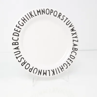 Tallrik (Vit, Svart) från Design Letters