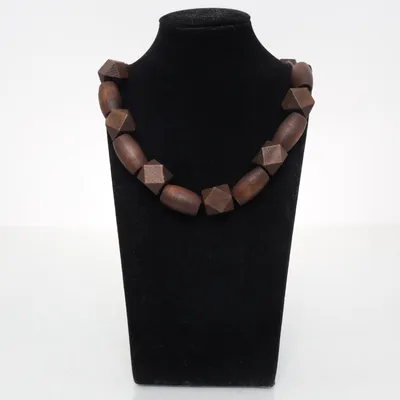 Collier (Marron) Métal inconnu