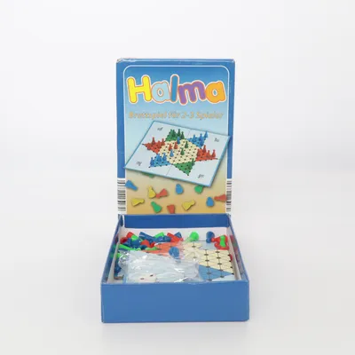 Board game from Alma