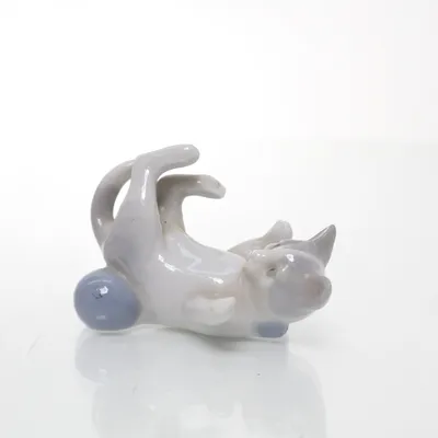 Figurin (Grå, Flerfärgad)