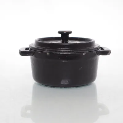 Cast iron casserole (Black, White)
