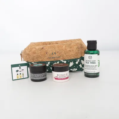 Hudvårdsset (Tea Tree) från The Body Shop