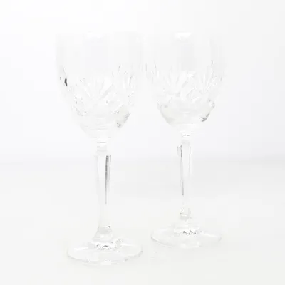 Wine glass (Transparent)