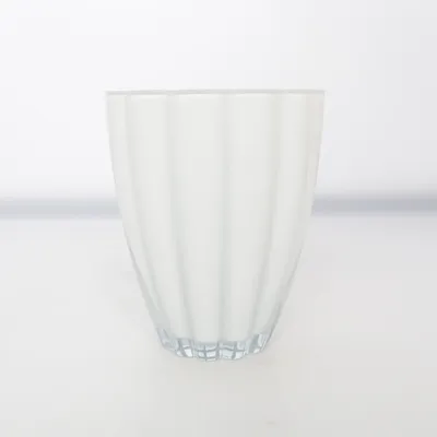 Vase (White)