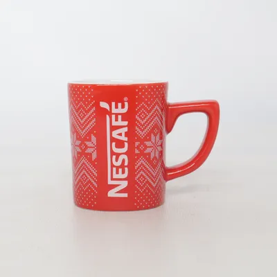 Tasse (Rouge, Blanc) de Nescafé