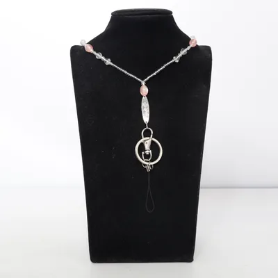 Collier (Rose, Blanc) de Geisha Métal inconnu