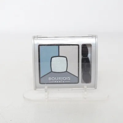 Eyeshadow palette (E-Blue-Issant) from Bourjois Paris