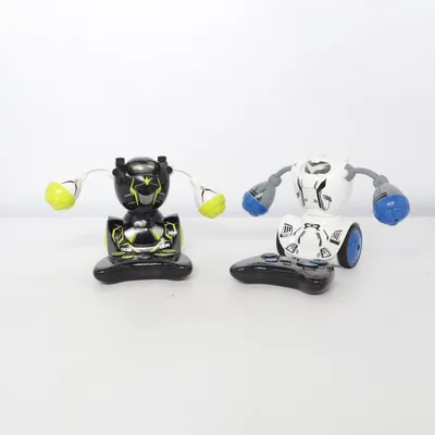 Remote controlled toy (Robo Kombat) from Silverlit