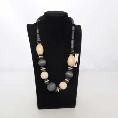 Halsband (Svart, Beige) från Aarikka Okänd metall