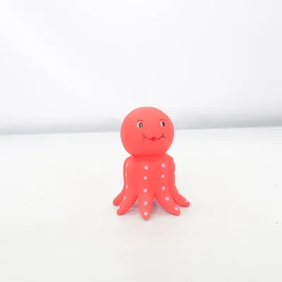 Speelgoedfiguur (Rood) van Rossmann